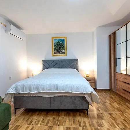 Daire Marta - Free Parking! Split