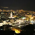 Marta - Free Parking! Split