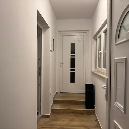 Marta - Free Parking! Apartment *