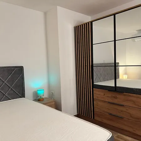 Apartment Marta - Free Parking! *